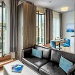 Vn3 Terraces By Adrez Aparthotel 4*